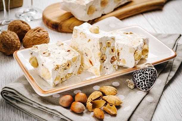 قیمت نوقا گردویی